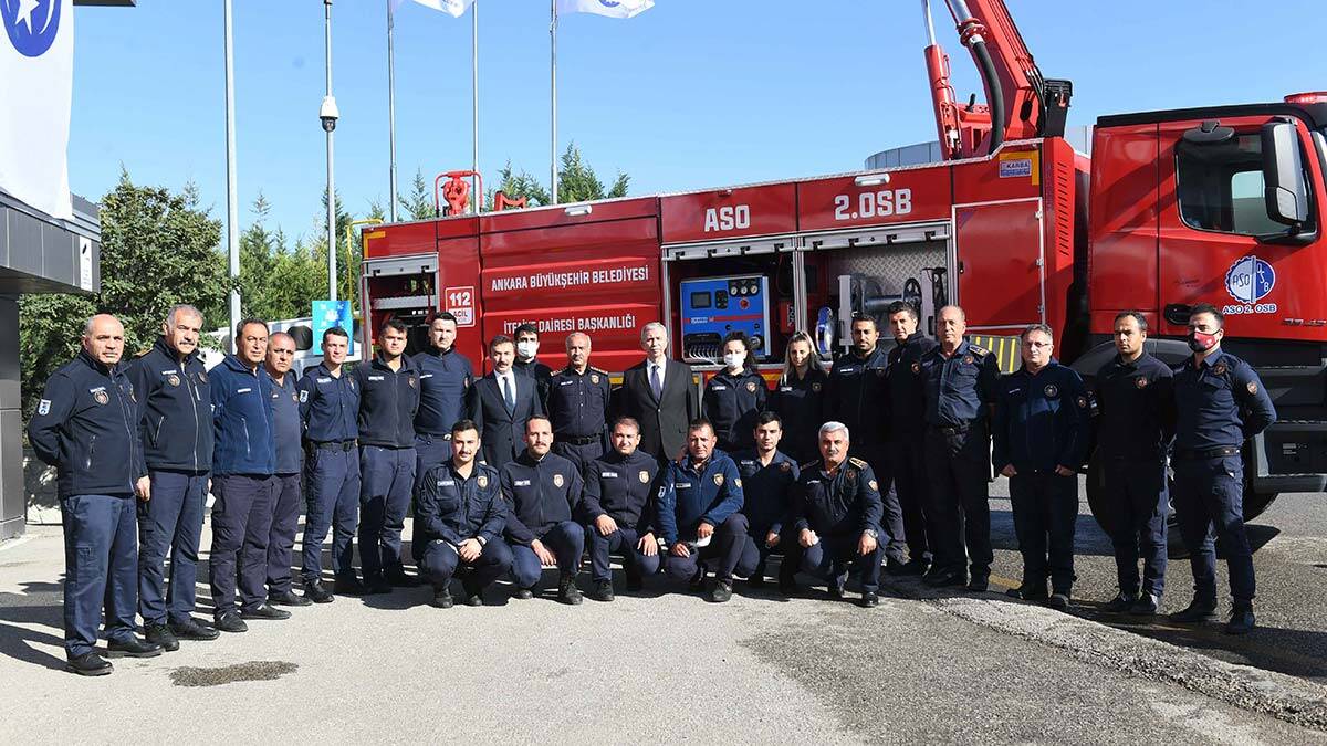 Ankara İtfaiyesi'ne köpük kulesi aracı