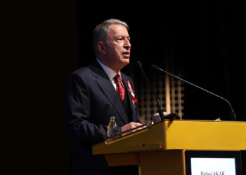 Bakan Akar: Hem NATO hem AB'ye zarar veriyor