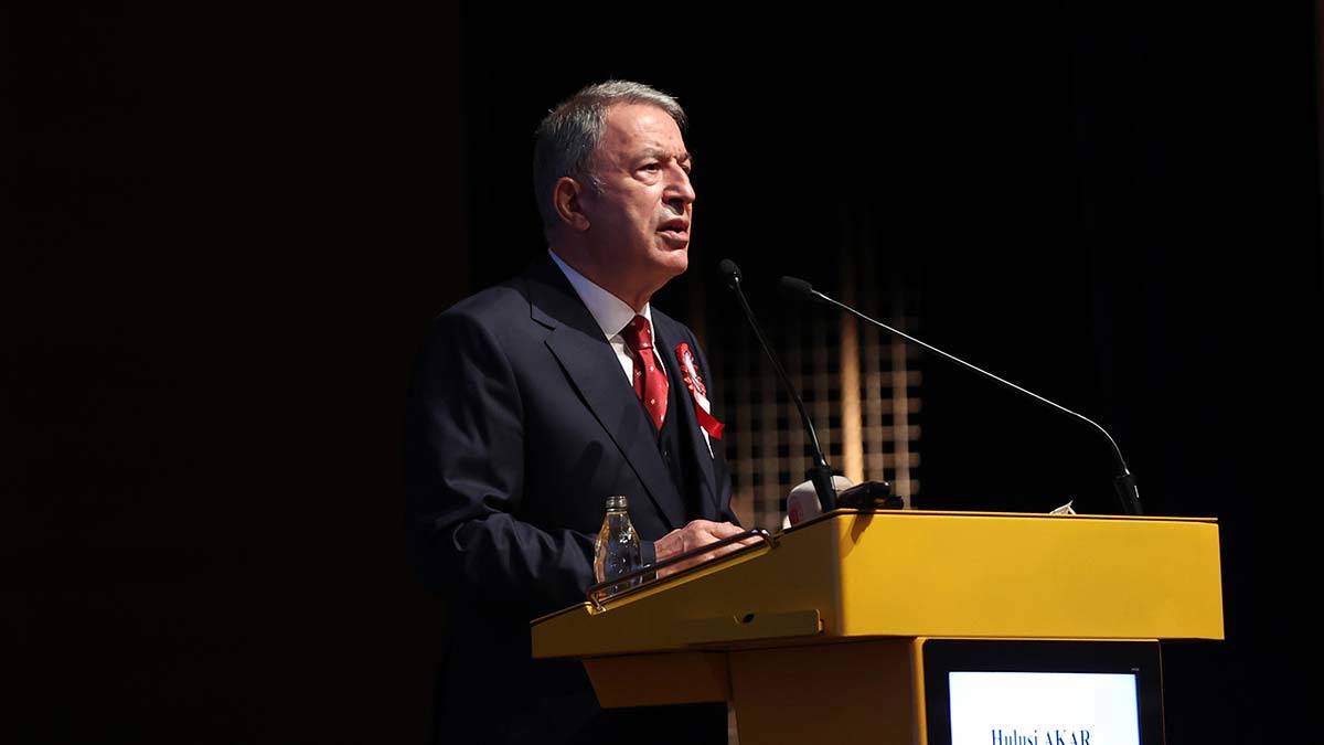 Bakan Akar: Hem NATO hem AB'ye zarar veriyor