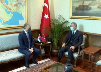 Bakan Akar, Sırbistanlı mevkidaşı ile görüştü