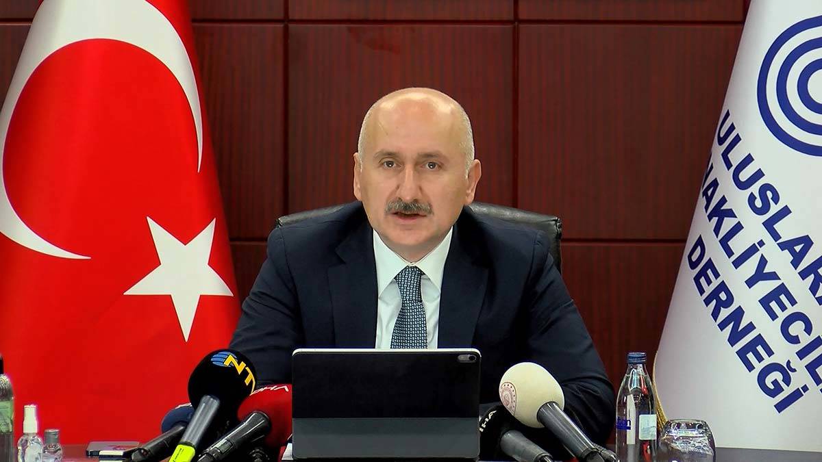 Bakan Karaismailoğlu: Lojistik bir iddia kazandık