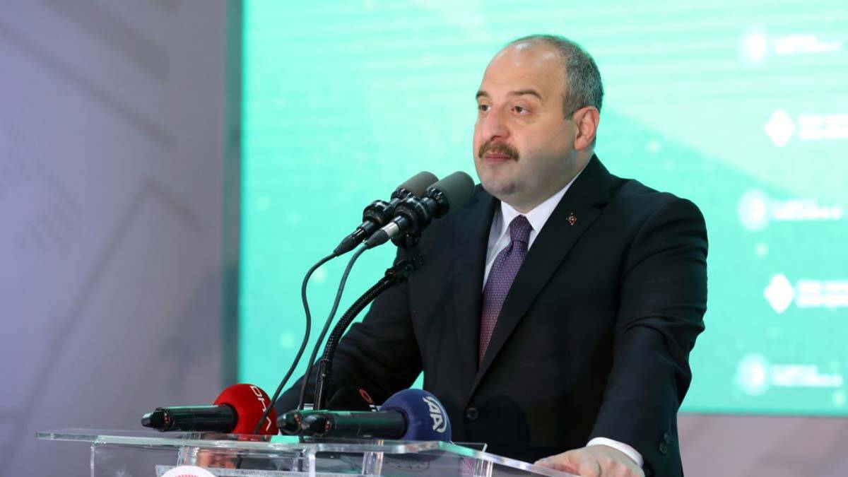 Bakan Varank'tan çelik sektörüne yatırım çağrısı