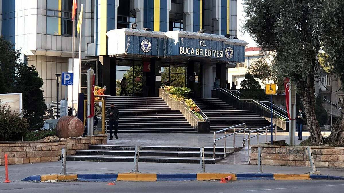 Belediyede yolsuzluk operasyonunda 4 tutuklama