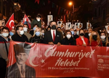 Beşiktaş'ta Cumhuriyet Bayramı coşku ile kutlandı