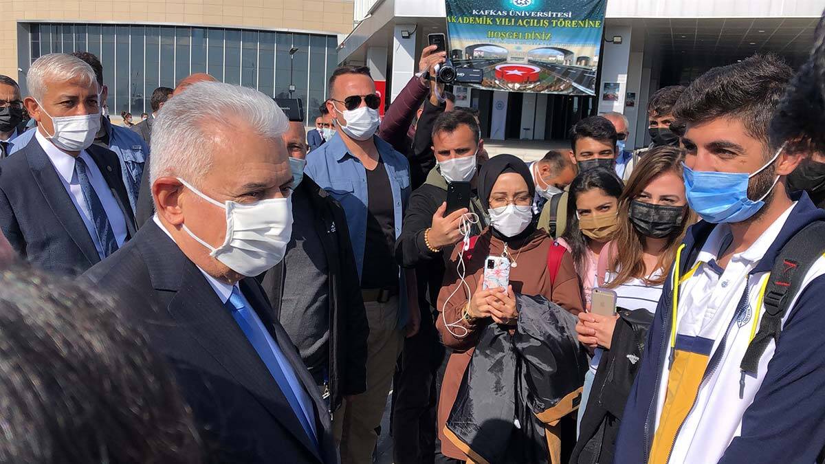 Binali Yıldırım: En büyük kaynağımız, genç beyinler