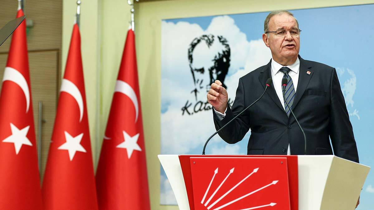 CHP'li Faik Öztrak'tan parlamenter sistem mesajı