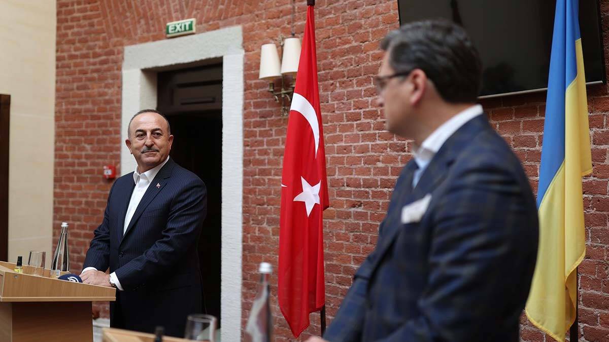 Çavuşoğlu'ndan Ukrayna ile dostluk mesajı