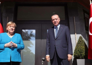 Cumhurbaşkanı Erdoğan Merkel görüşmesi başladı
