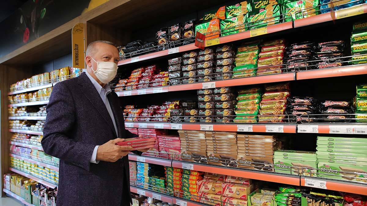 Cumhurbaşkanı Erdoğan'dan alışveriş sonrası açıklama