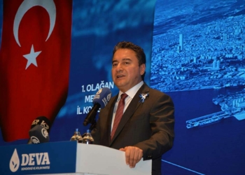 DEVA Partisi Genel Başkanı Babacan Mersin'de