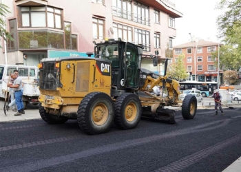 Keçiören'e 360 bin ton sıcak asfalt serildi