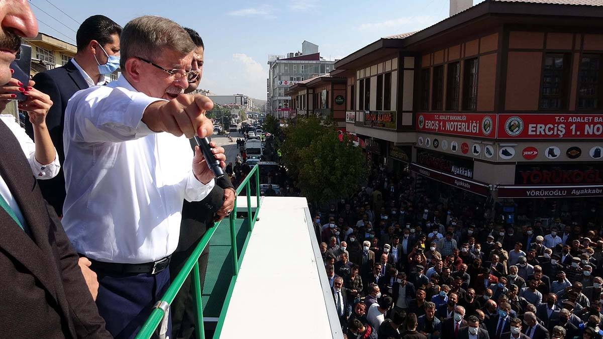 Davutoğlu: Desteğinize, dualarınıza ihtiyacımız var