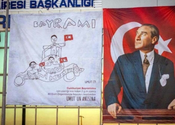 Depremde hayatını kaybeden Umut'un 29 Ekim resmi