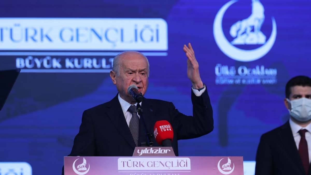 Devlet Bahçeli: Kahrolsun şer odaklarıDevlet Bahçeli: Kahrolsun şer odakları
