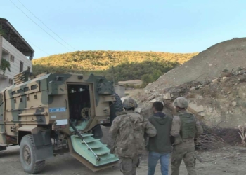 Diyarbakır merkezli 4 ilde uyuşturucu operasyonu