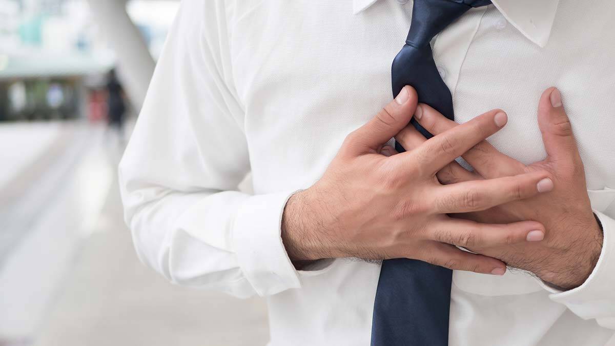 Doç. Dr. Akıncı: Erkekler meme kitlelerini önemsemiyor