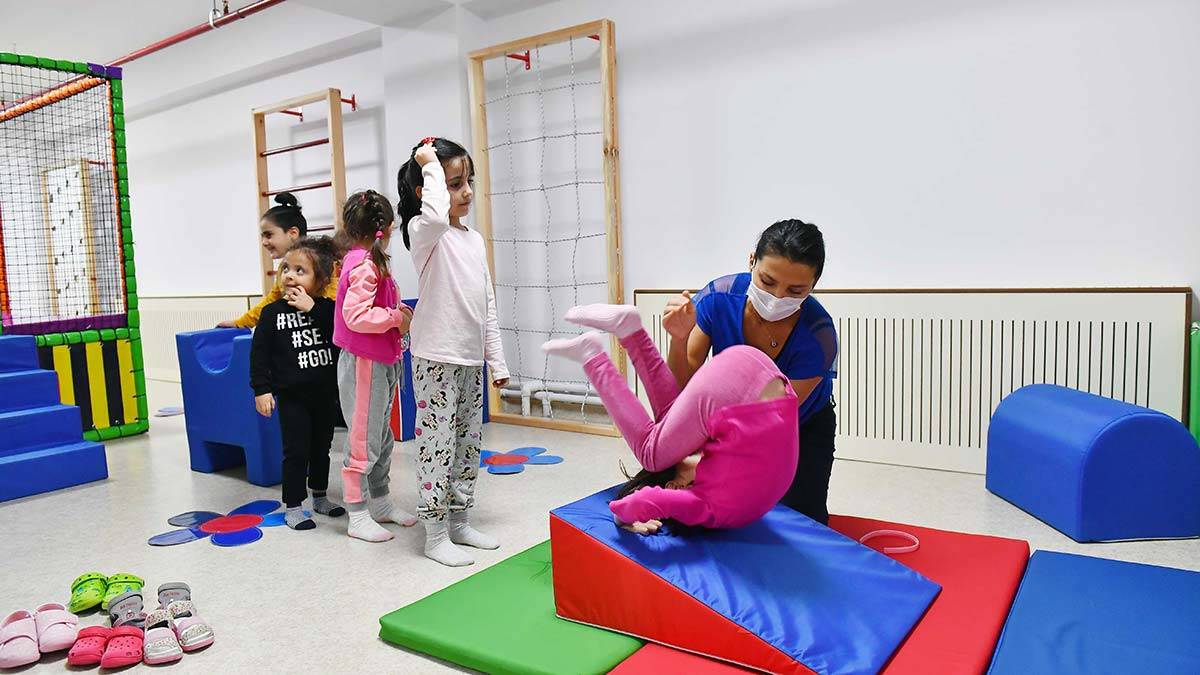 Büyükşehir'in Çocuk Gündüz Bakımevi'ne ilgi