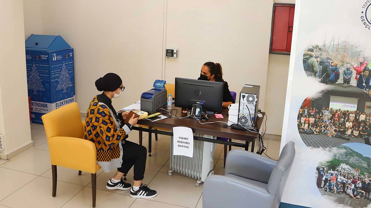 Eskart işlem noktaları şimdi de ESOGÜ ve ESTÜ’de