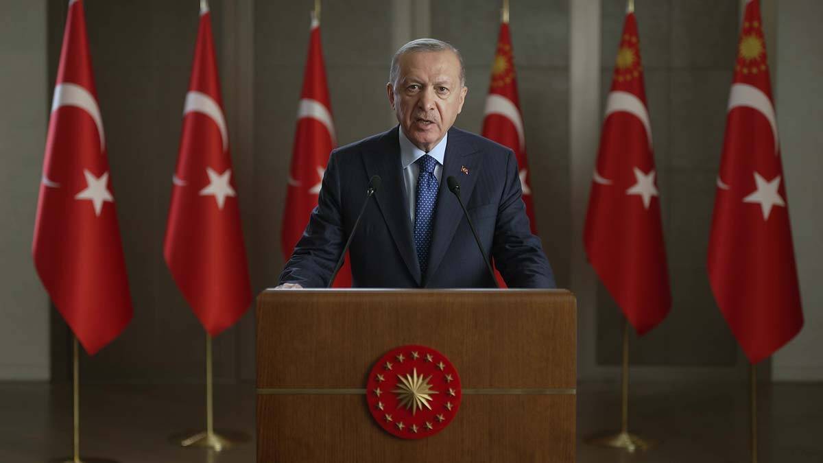 Erdoğan: Muhtarlarımızı hak ettikleri konuma getirdik