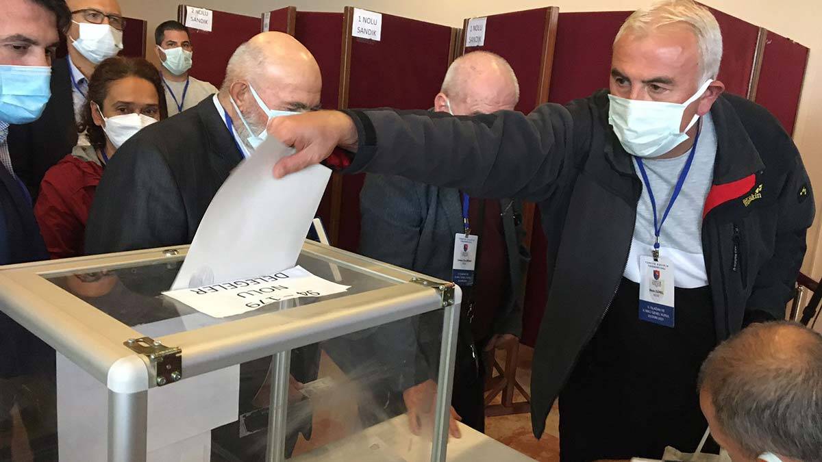 Eskrim Federasyonu yeni başkanı seçildi