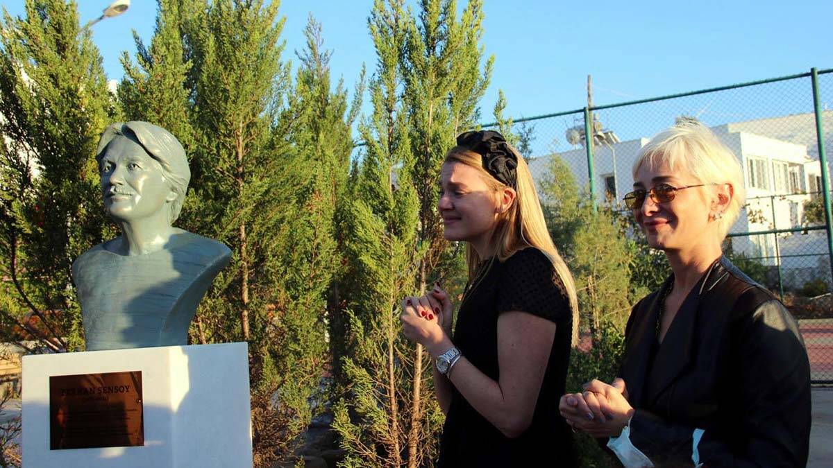 "Bodrum'da tarih boyunca sanatın her dalından çok önemli isimleri hep yanı başımızda bulduk. "