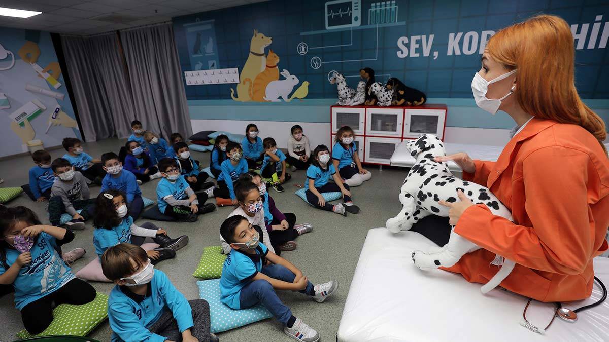 Yenimahalle Belediyesi’nin Ankaralı çocuklara hediyesi olan Evrensel Değerler Çocuk Müzesi, minik konuklarını ağırlıyor.