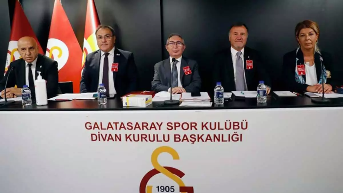 Galatasaray kulübü'nün genel kurul toplantısı başladı