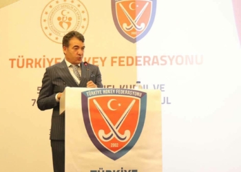 Hokey Federasyonu'nda başkan güven tazeledi