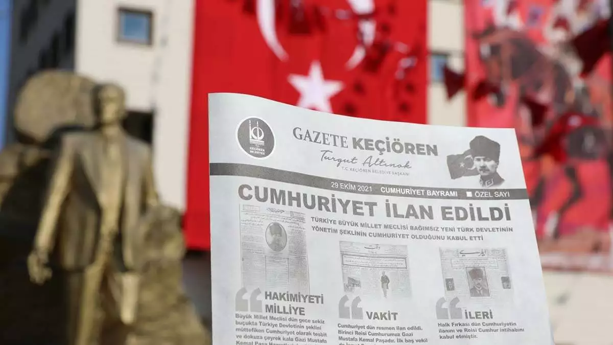 Keçiören, 10 bin adet türk bayrağı dağıttı