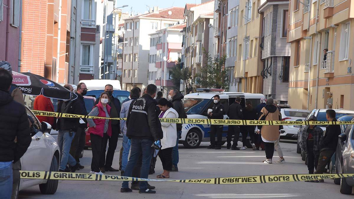 İçinde öğrenci olan servise ateş açtı: 1 yaralı