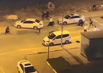 İki grup arasında taşlı sopalı kavga: 5 yaralı