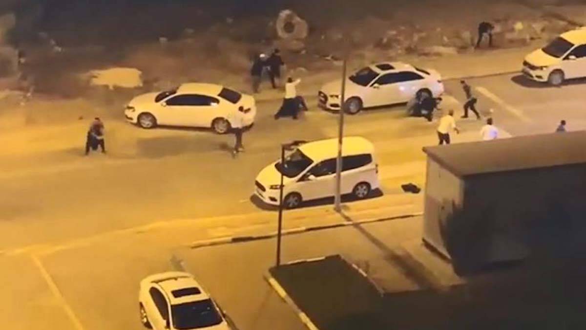 İki grup arasında taşlı sopalı kavga: 5 yaralı