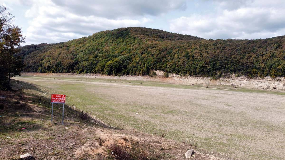 İstanbul'un suyunu karşılayan barajlar kurudu