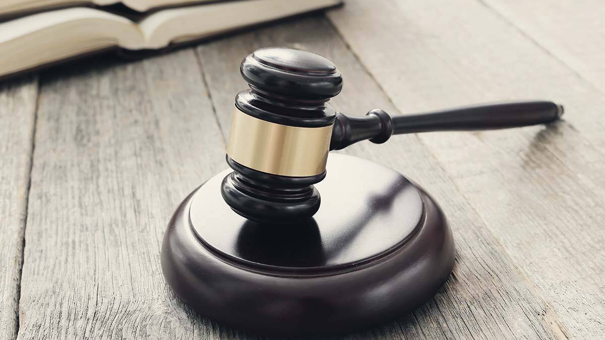 İzmir'de FETÖ soruşturmasında 2 şüpheli tutuklandı