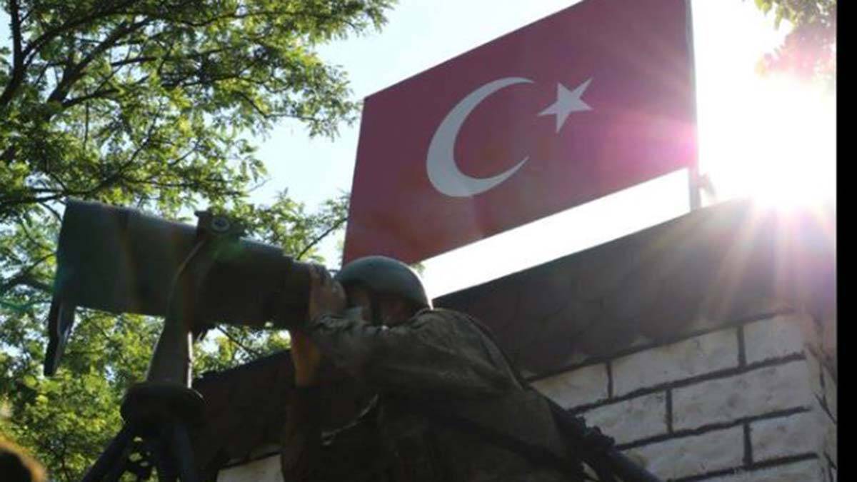 MSB: Kaçak geçiş yapmaya çalışan 10 kişi yakalandı