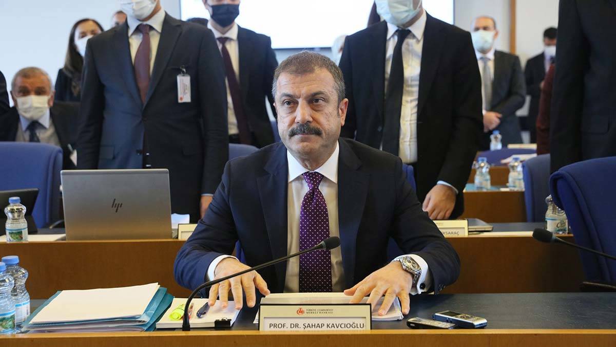 Merkez Bankası Başkanı: Rezervler yükseldi