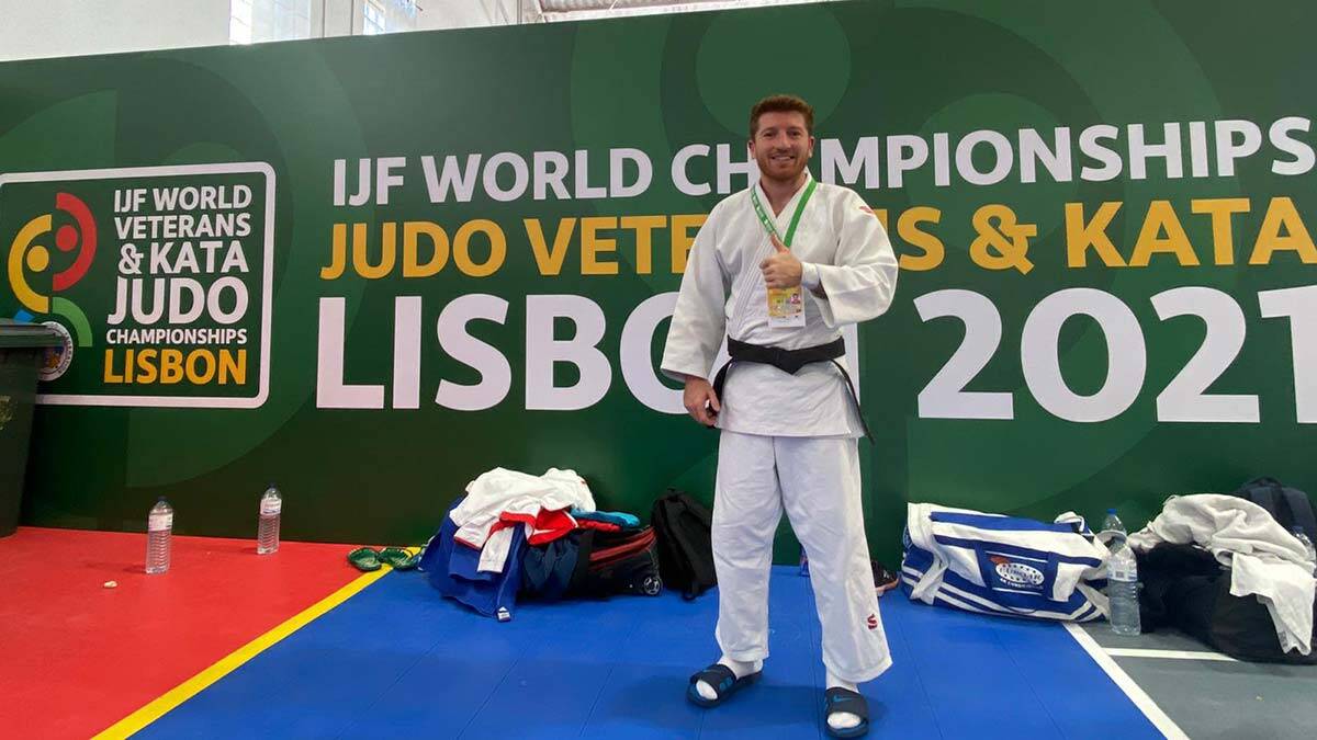 Metin Sönmez Veteranlar Dünya Judo Şampiyonu oldu