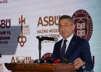 Oktay gençlere seslendi: Her zaman sizin yanınızdayız
