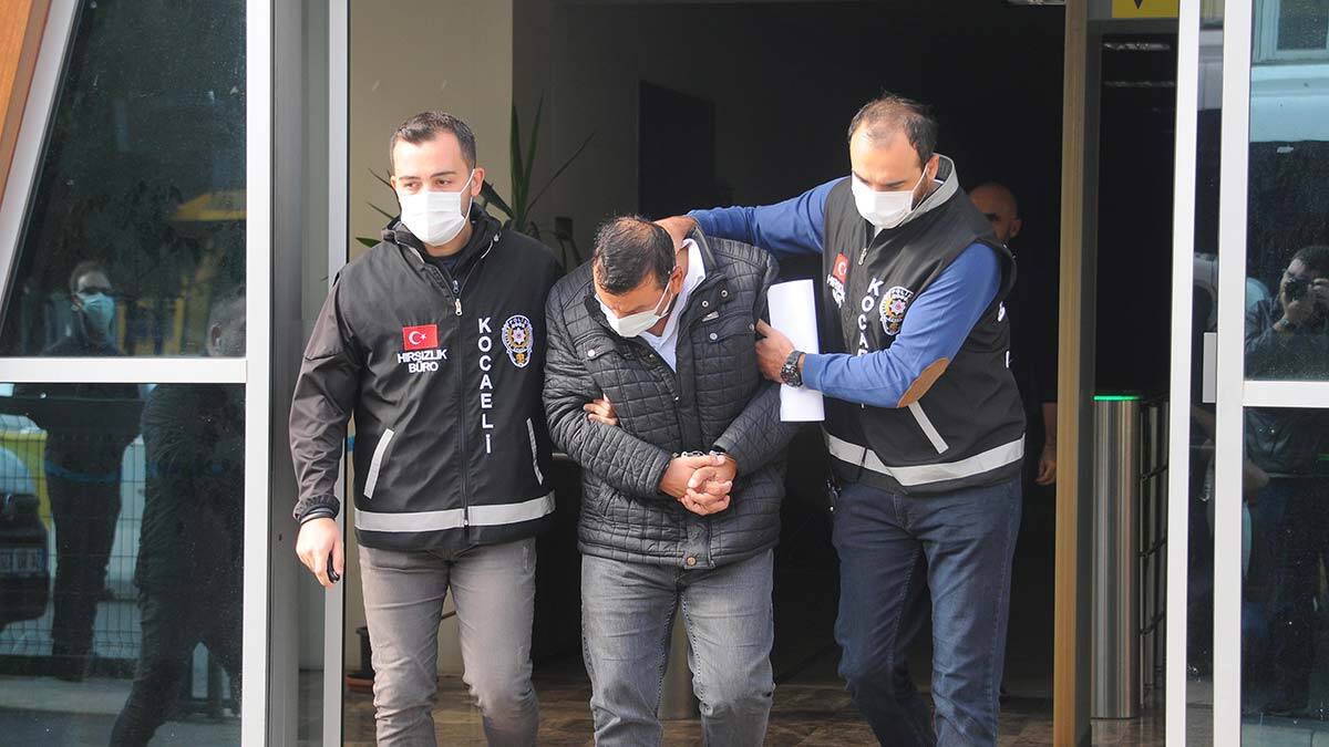 Polisi sürükleyen eski başkan yardımcısı: Panikledim