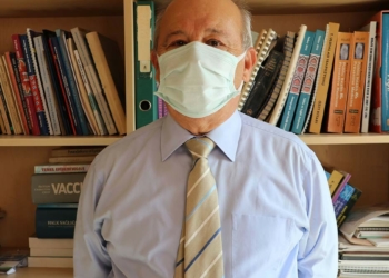 Prof. Dr. Akın: Gençler aşı olma konusunda ihmalkar