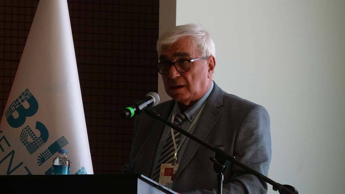 Prof. Dr. Bingöl: Bazı kazıların ziyaretçisi yok