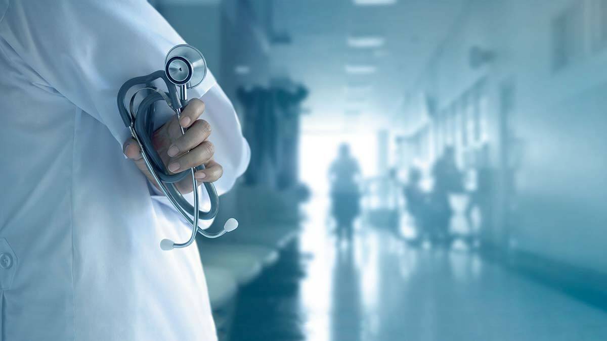 Prof. Dr. Güden: Ameliyattan en az 1 ay önce aşı