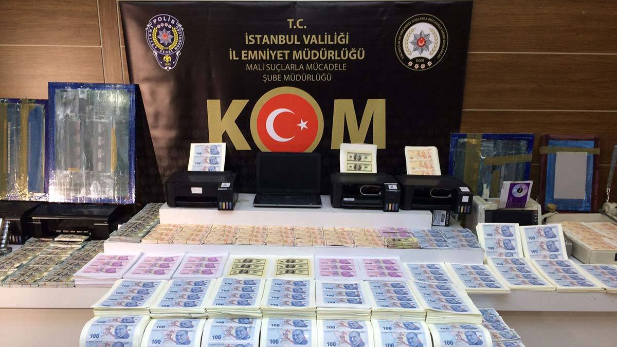 Sahte para operasyonu kamerada: 2 gözaltı