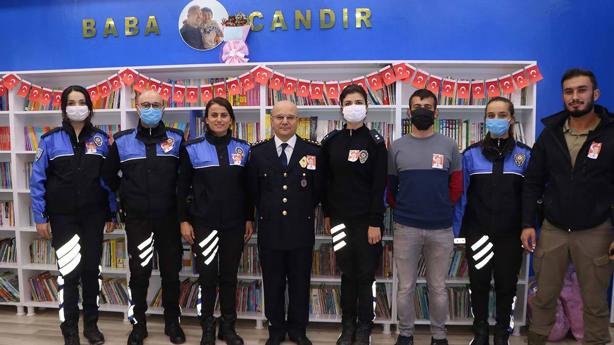 Vali Akbıyık, kütüphanenin açılmasında emeği geçen herkese teşekkür ederek, okulsuz kütüphane kalmayacağını ifade etti