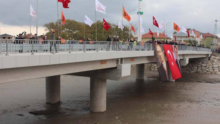 Selde yıkılan Çatalzeytin Köprüsü törenle açıldı