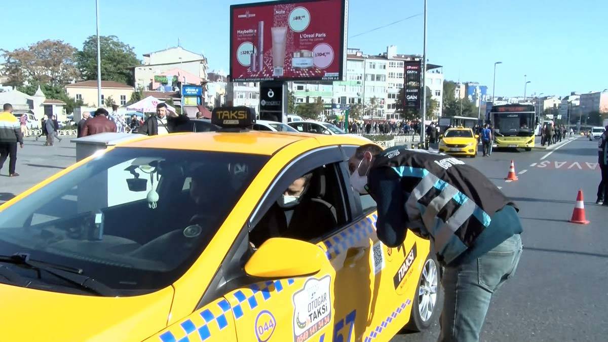 Sivil trafik polisleri Fatih'te denetim yaptı