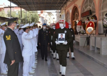 Teğmen birliğindeki odasında ölü bulundu