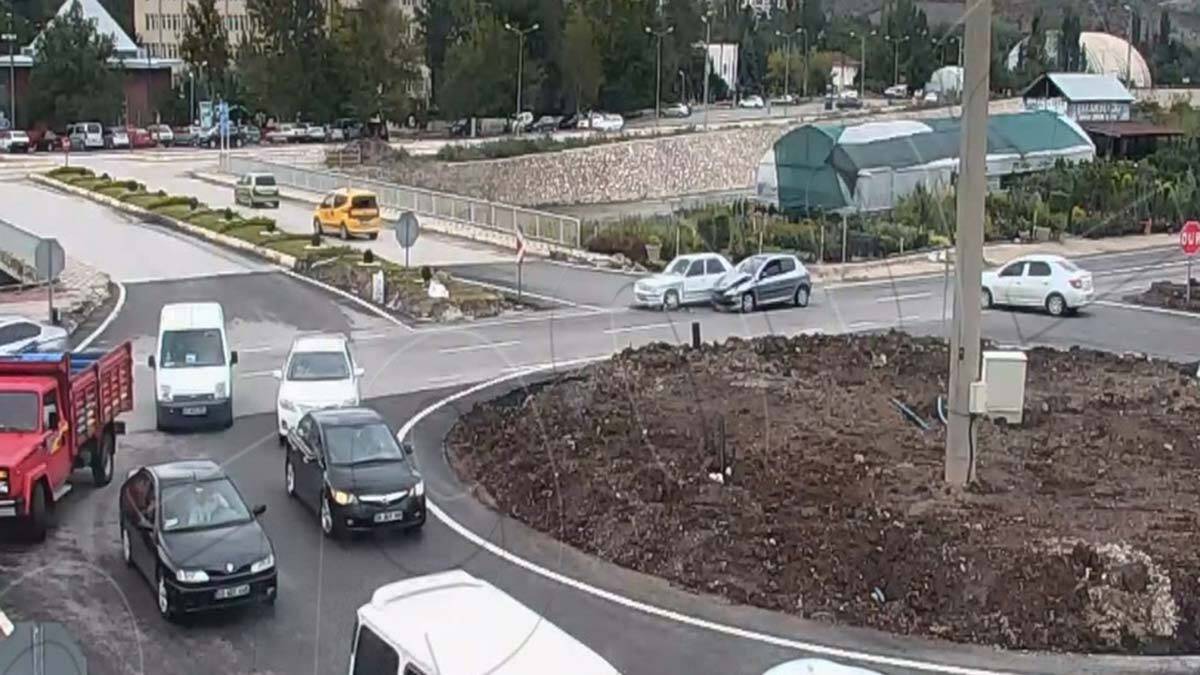Tokat'ta aynı kavşakta 1 ayda 19 kaza