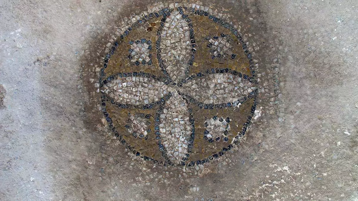Troya oren yerinde 1500 yillik mozaik bulundu 2 - kültür ve sanat - haberton