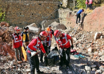 Tunceli'de gerçeği aratmayan göçük tatbikatı